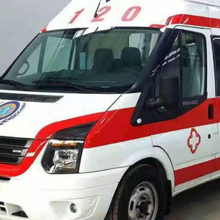 新兴镇非急救护送病人转院租赁救护车的优缺点对比